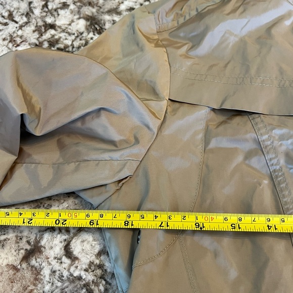 S Cole Haan Tan Packable Parka Rain Jacket Small Hooded Khaki Tan Brown Classic - Picture 5 of 16